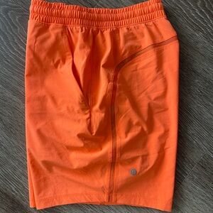MENS LULULEMON PACEBREAKER 7in LINED